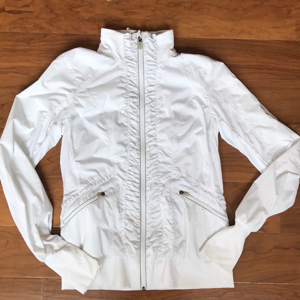 Lululemon Athletica white windbreaker size 6